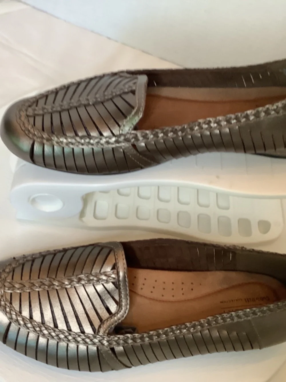 EUC RockPort‎ Bronze Cob Hill Collection sz.8.5 flats leather